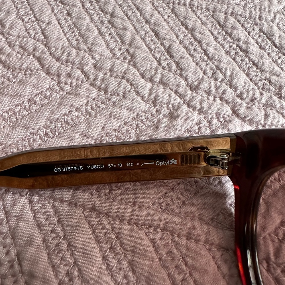 Gucci Women’s Sunglasses - Picture 7 of 9